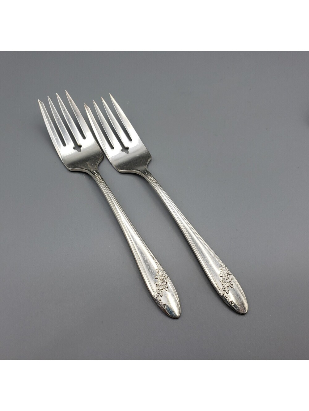 Oneida Tudor Plate Silverplated TWO Salad Fork Queen Bess 1946  Flatware